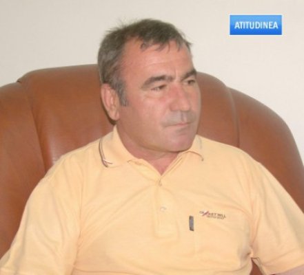 Atitudinea: Jale în Primăria Adamclisi: angajaţii, obligaţi să aducă de acasă câte 3.000 lei, sporuri încasate ilegal